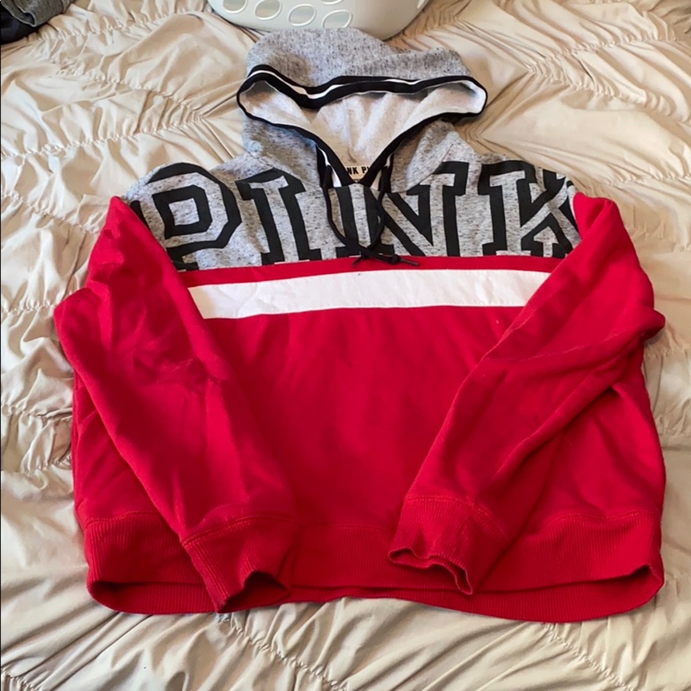 PINK Sweatshirt
